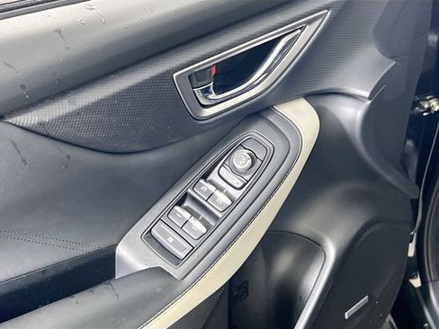 Used 2023 Subaru Forester Limited AWD/4WD image 18