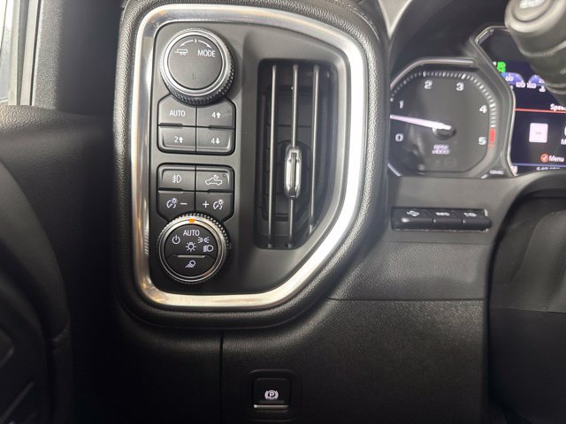 Used 2020 GMC Sierra 3500 Denali w/ Denali Ultimate Package AWD/4WD image 20