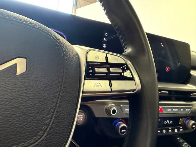 Used 2025 Kia Telluride S AWD/4WD image 25