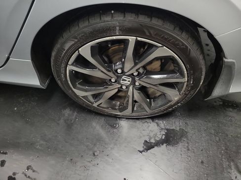 Used 2019 Honda Civic Sport image 12