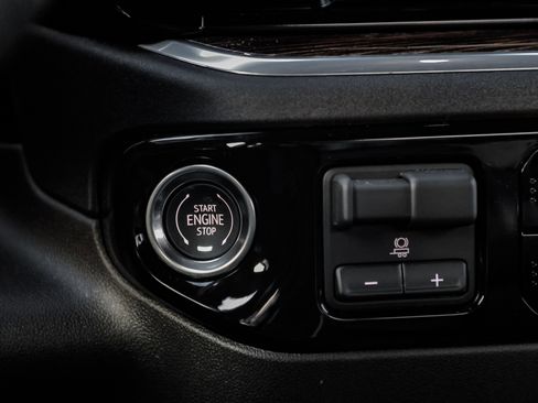 New 2026 GMC Sierra 2500 SLE w/ SLE Value Package; image 28