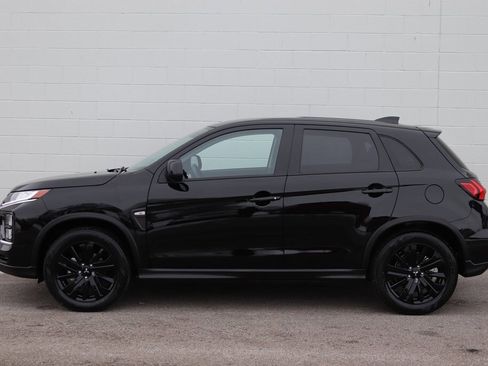 Used 2025 Mitsubishi Outlander Sport LE image 2