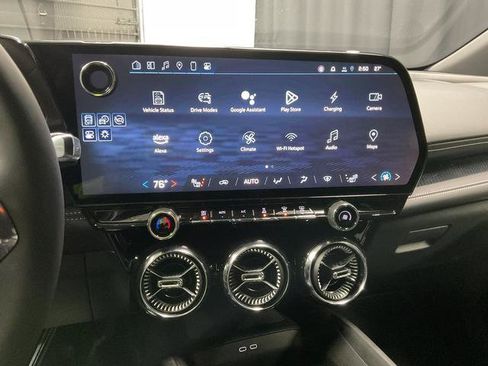 New 2025 Chevrolet Blazer EV LT image 22