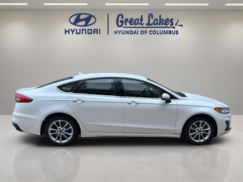 Used 2020 Ford Fusion SE image 6