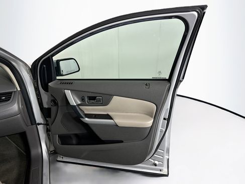 Used 2014 Ford Edge SEL w/ Equipment Group 205A image 32