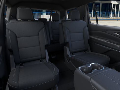 New 2026 Chevrolet Traverse LT w/ Driver Confidence Package image 17