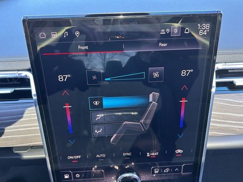 Used 2025 GMC Sierra EV Denali image 31