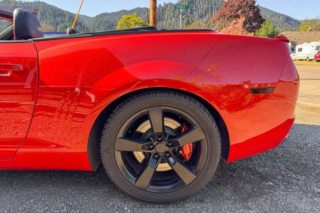 Used 2012 Chevrolet Camaro SS w/ RS Package RWD image 5