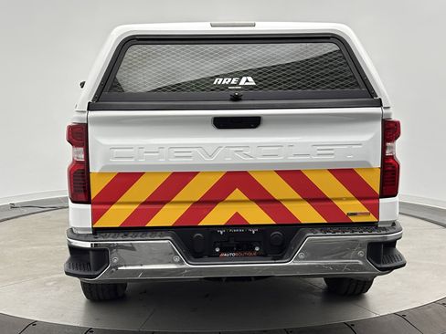 Used 2020 Chevrolet Silverado 1500 LT w/ Convenience Package image 6