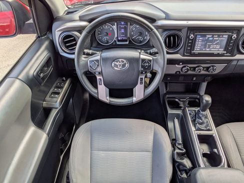 Used 2019 Toyota Tacoma SR5 image 17