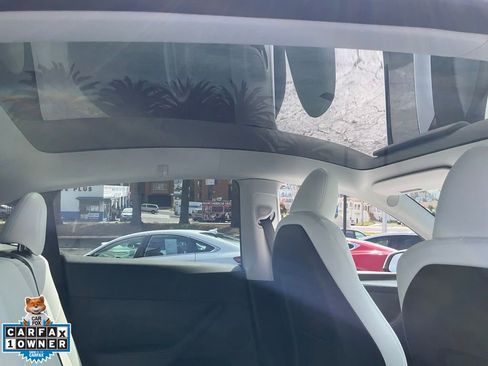 Used 2023 Tesla Model Y Performance image 51