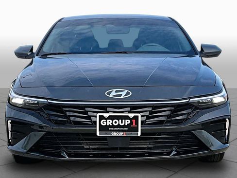 Used 2024 Hyundai Elantra SEL FWD image 4