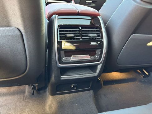 New 2026 BMW X6 xDrive40i w/ Climate Comfort Package image 29