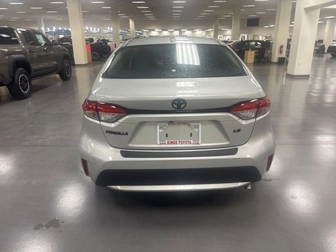 Certified 2021 Toyota Corolla LE image 6