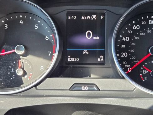 Used 2021 Volkswagen Tiguan SE R-Line AWD/4WD image 26