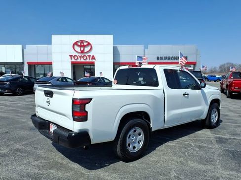 Used 2022 Nissan Frontier S image 3