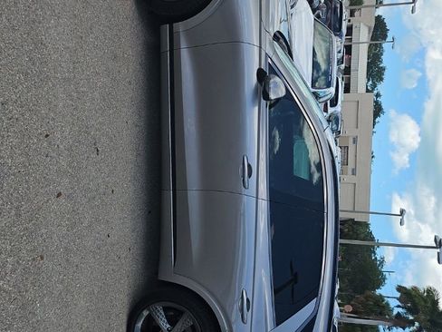 Used 2025 Genesis GV70 2.5T w/ Sport Prestige Package AWD/4WD image 9