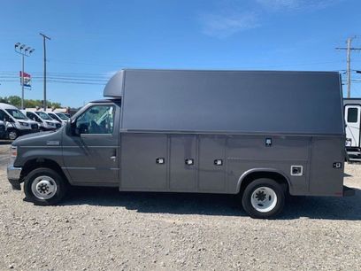 New 2024 Ford E-450 and Econoline 450 Super Duty w/ Power Windows & Locks Group