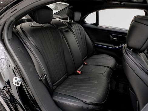 Used 2023 Mercedes-Benz S 580 4MATIC Sedan w/ AMG Line image 32