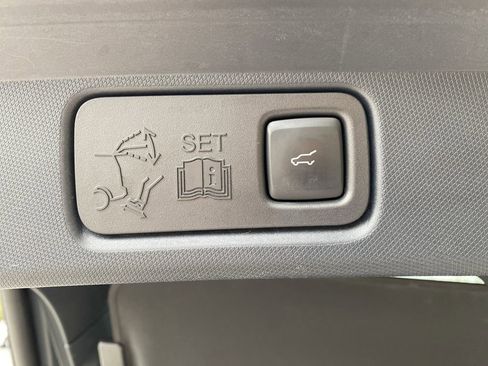 Certified 2023 Ford Mustang Mach-E Premium image 19