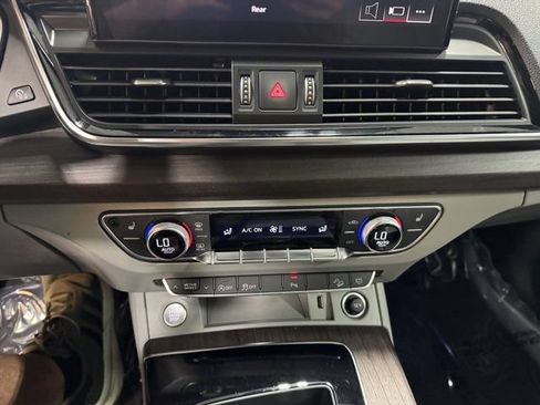 Certified 2023 Audi Q5 2.0T Premium w/ Convenience Package AWD/4WD image 20