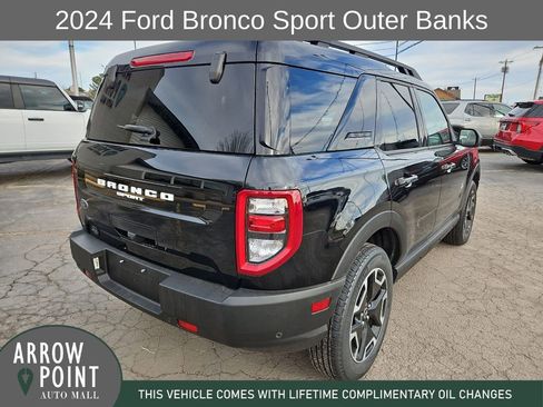 Used 2024 Ford Bronco Sport Outer Banks w/ Tech Package image 11