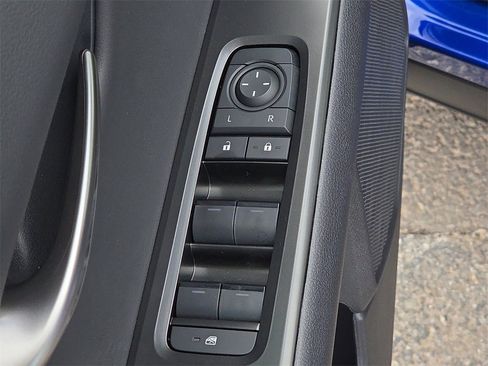 New 2025 Lexus UX 300h FWD image 17