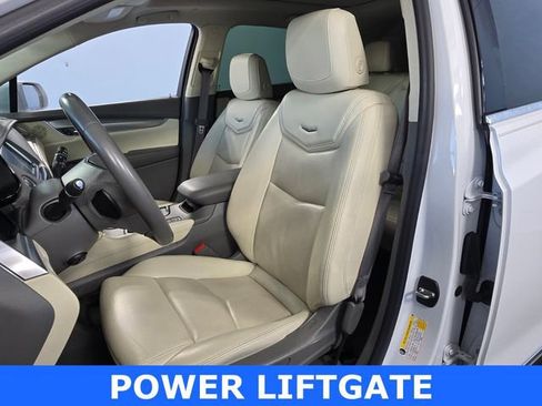 Used 2018 Cadillac XT5 Premium Luxury w/ Driver Assist Package image 6
