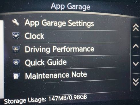 Used 2017 INFINITI Q60 3.0t w/ Cargo Package RWD image 31