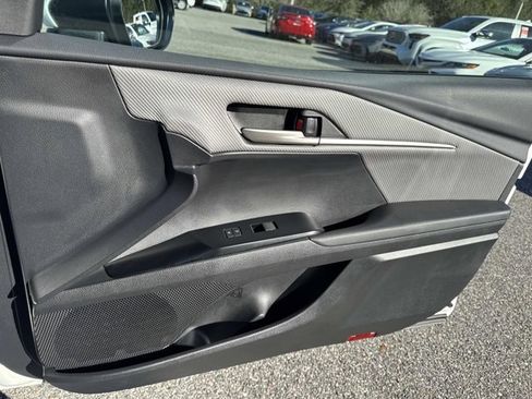 Certified 2025 Toyota Camry SE image 13