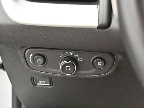 Used 2022 GMC Terrain SLT AWD/4WD image 28