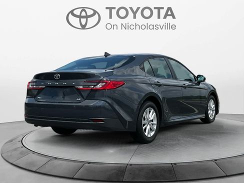 Used 2026 Toyota Camry LE FWD image 5
