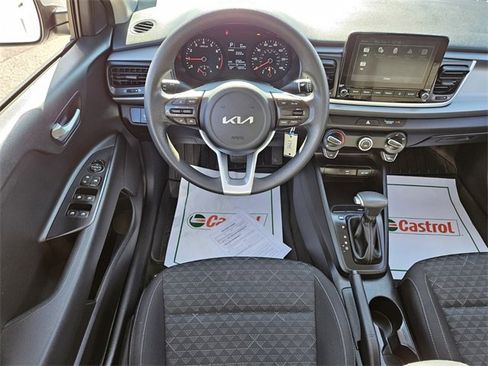 Used 2023 Kia Rio S image 11