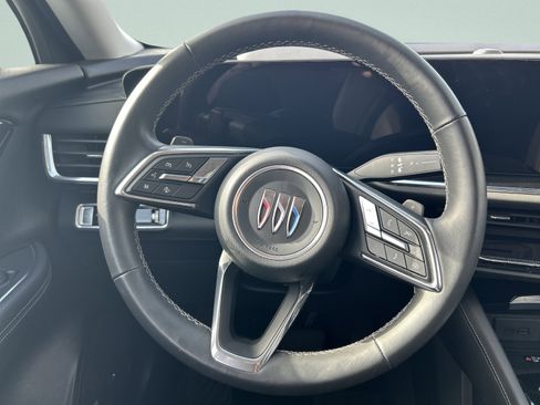 Used 2024 Buick Envision Preferred image 19