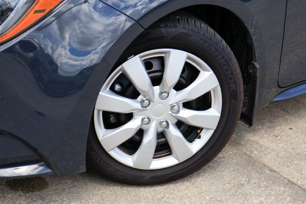 Used 2026 Toyota Corolla LE FWD image 28