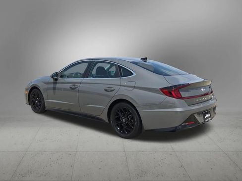 Used 2022 Hyundai Sonata SEL FWD image 4
