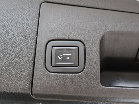 Used 2024 Cadillac XT5 Premium Luxury FWD image 23