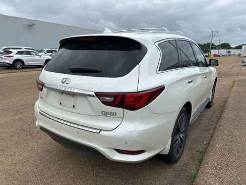 Used 2020 INFINITI QX60 Luxe w/ Sensory Package AWD/4WD image 7
