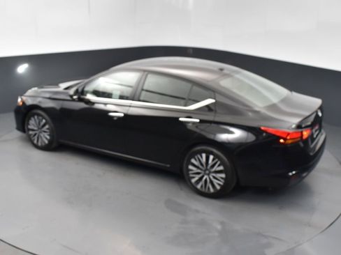 Used 2024 Nissan Altima 2.5 SV image 47