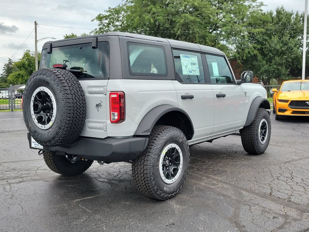 New 2026 Ford Bronco 4-Door w/ Sasquatch Package AWD/4WD image 4
