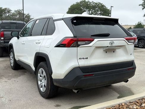 Certified 2025 Toyota RAV4 LE FWD image 7