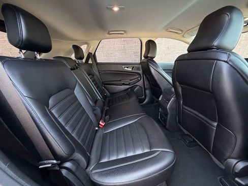 Used 2022 Ford Edge SEL image 20