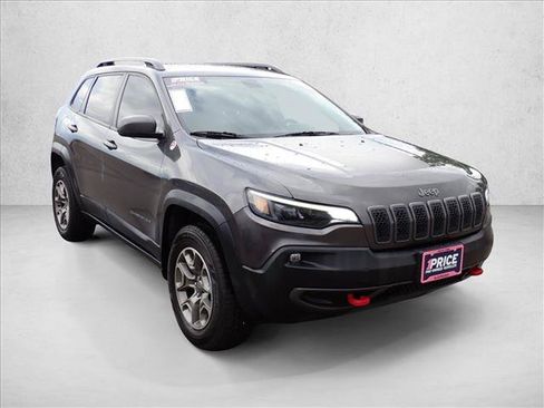 Used 2020 Jeep Cherokee Trailhawk w/ Cold Weather Group AWD/4WD image 6