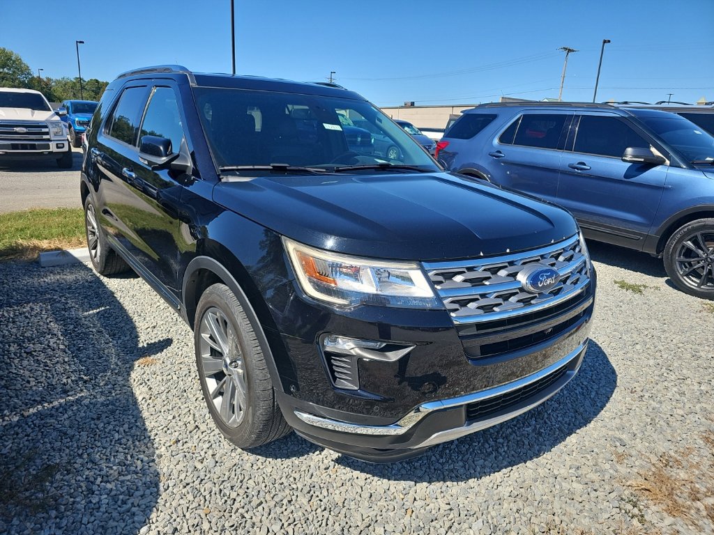 Used 2018 Ford Explorer Limited w/ Equipment Group 301A AWD/4WD image 6