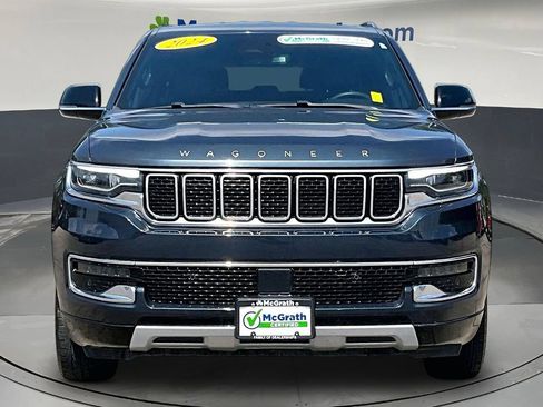 Used 2024 Jeep Wagoneer Series II w/ Flexible Seating Group AWD/4WD image 2