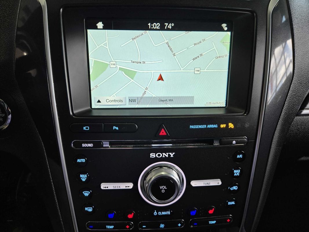 Used 2018 Ford Explorer Sport w/ Equipment Group 401A AWD/4WD image 15