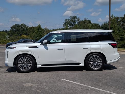 Used 2025 INFINITI QX80 Luxe AWD/4WD image 6