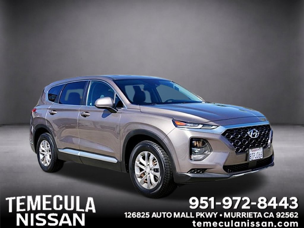 Used 2020 Hyundai Santa Fe SE FWD image 1