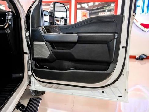 Used 2024 Ford F350 Lariat w/ Lariat Ultimate Package image 45