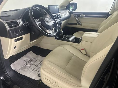Used 2023 Lexus GX 460 Premium w/ Premium Package AWD/4WD image 24